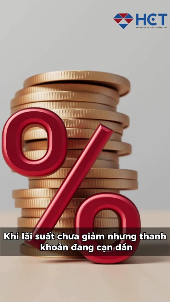 Lãi suất chưa giảm nhưng thanh khoản đang cạn dần