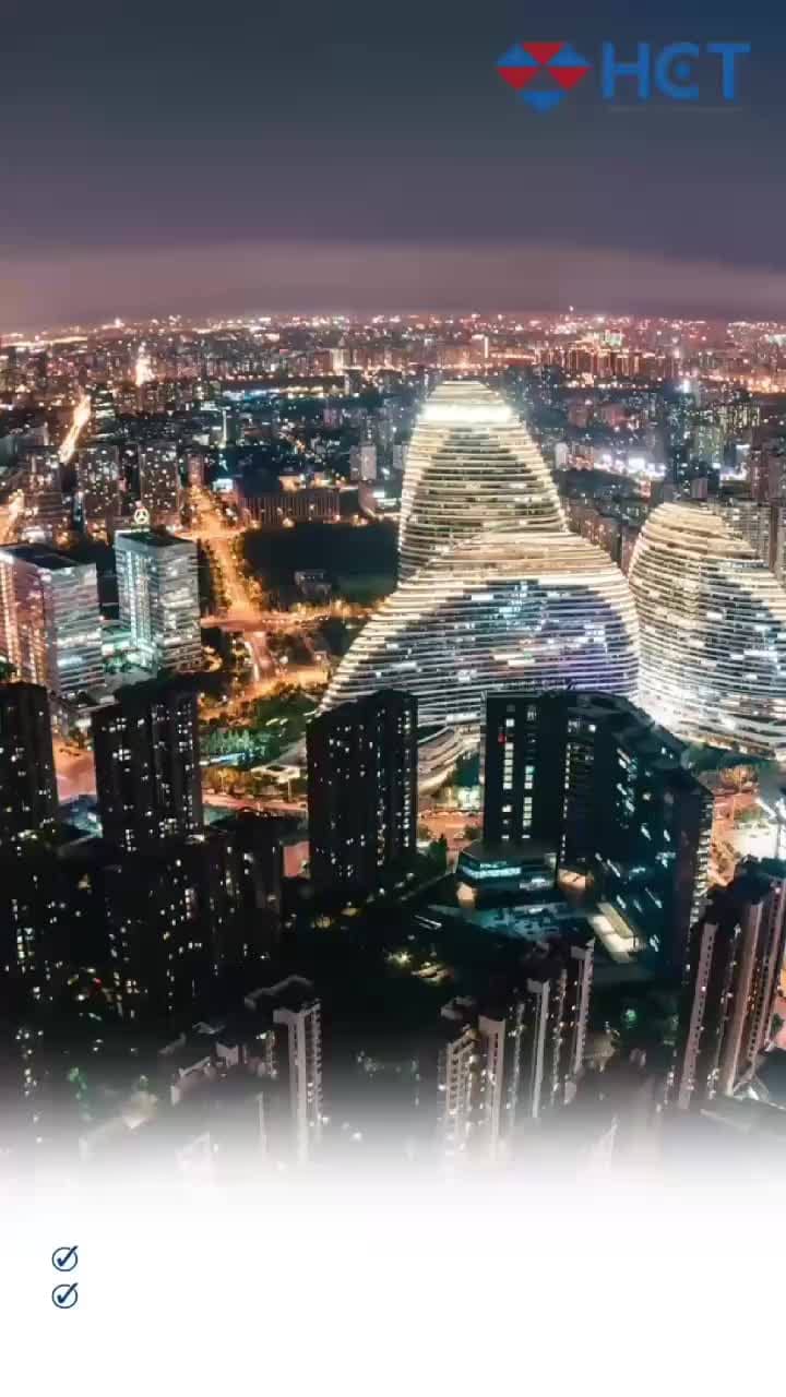 BÃO THANH KHOẢN TỪ TRUNG QUỐC: CẢNH BÁO NGUY CƠ LAN RỘNG TOÀN CẦU
Thị trường tài chính toàn cầu đang đứng trước nguy cơ đón nhận một cú sốc lớn từ Trung Quốc, khi ngành bất động sản suy thoái và tín dụng co hẹp nhanh nhất trong gần hai thập kỷ, làm dấy lên lo ngại về một cơn "bão thanh khoản" có thể lan rộng khắp hệ thống.
Sức nóng của tình hình sẽ gia tăng vào ngày mai, khi Trung Quốc công bố hàng loạt dữ liệu kinh tế quan trọng. Các dự báo đều cho thấy các chỉ số như doanh số bán lẻ, sản xuất 