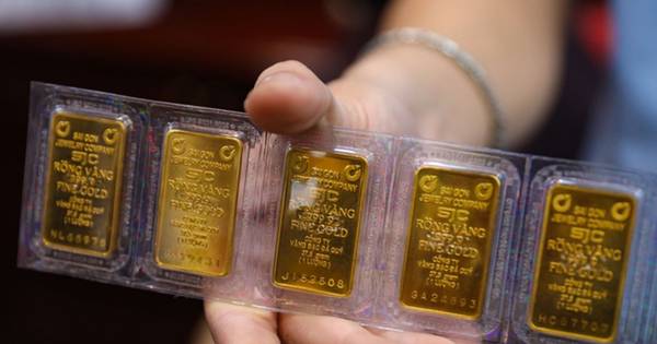 Một ngân hàng vừa công bố quy định mới về mua, bán vàng miếng