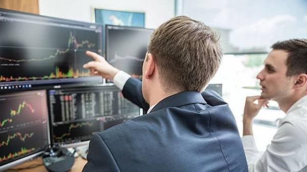 Chính phủ Mỹ từng đóng cửa trên 20 lần, thị trường chứng khoán phản ứng ra sao?