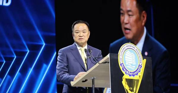 Thủ tướng Thái Lan sốc khi thua tăng trưởng kinh tế Việt Nam