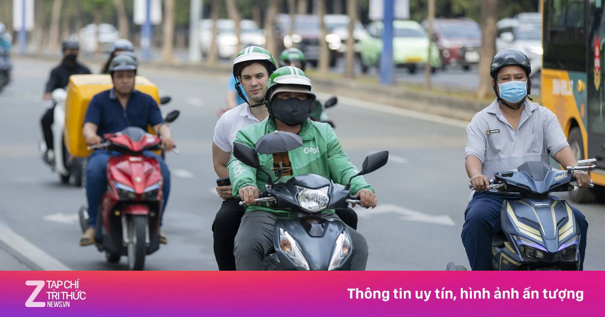 400.000 tài xế TP.HCM chuyển đổi xe điện: Chuyên gia, ứng dụng nói gì?