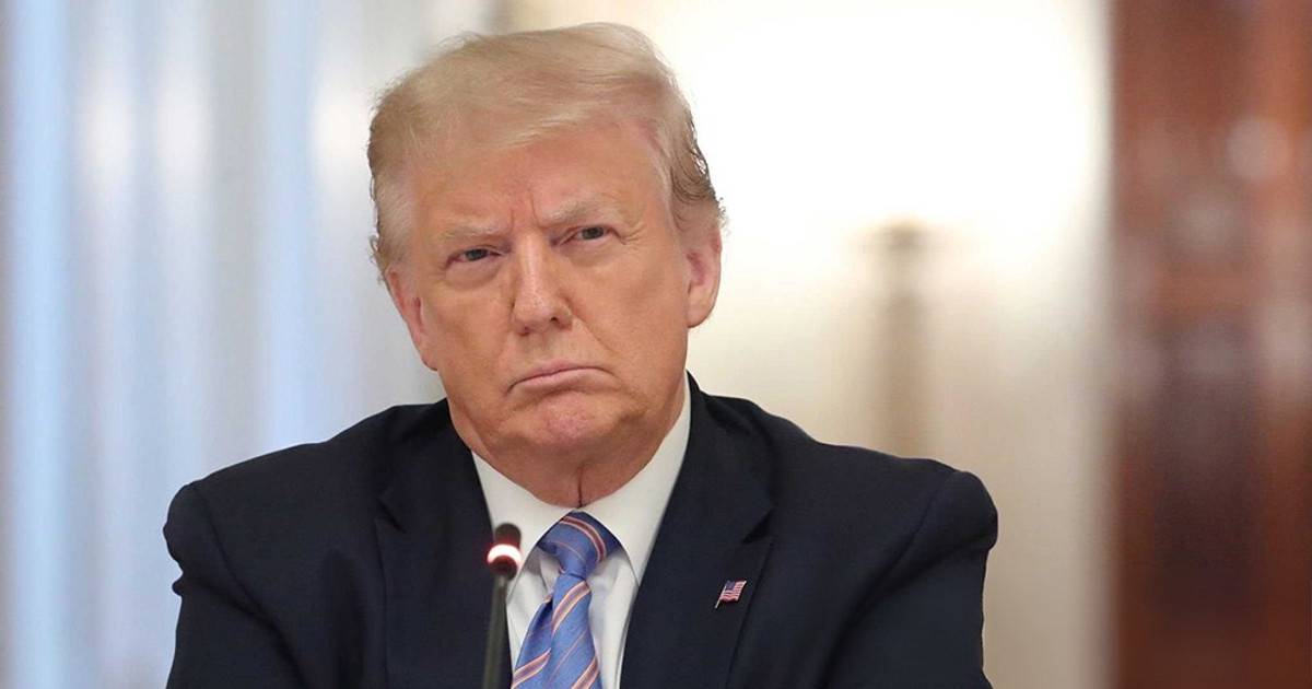 Ông Trump giục EU đánh thuế 500% với Trung Quốc