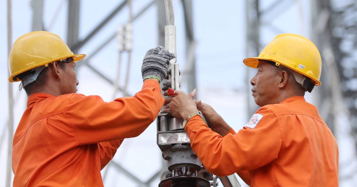 Điện vẫn chịu thuế VAT 10%, Bộ Tài chính lý giải vì sao chưa thể 'một giá'