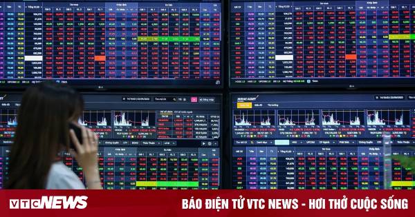 Các ‘ông lớn’ môi giới chứng khoán đang làm ăn ra sao?