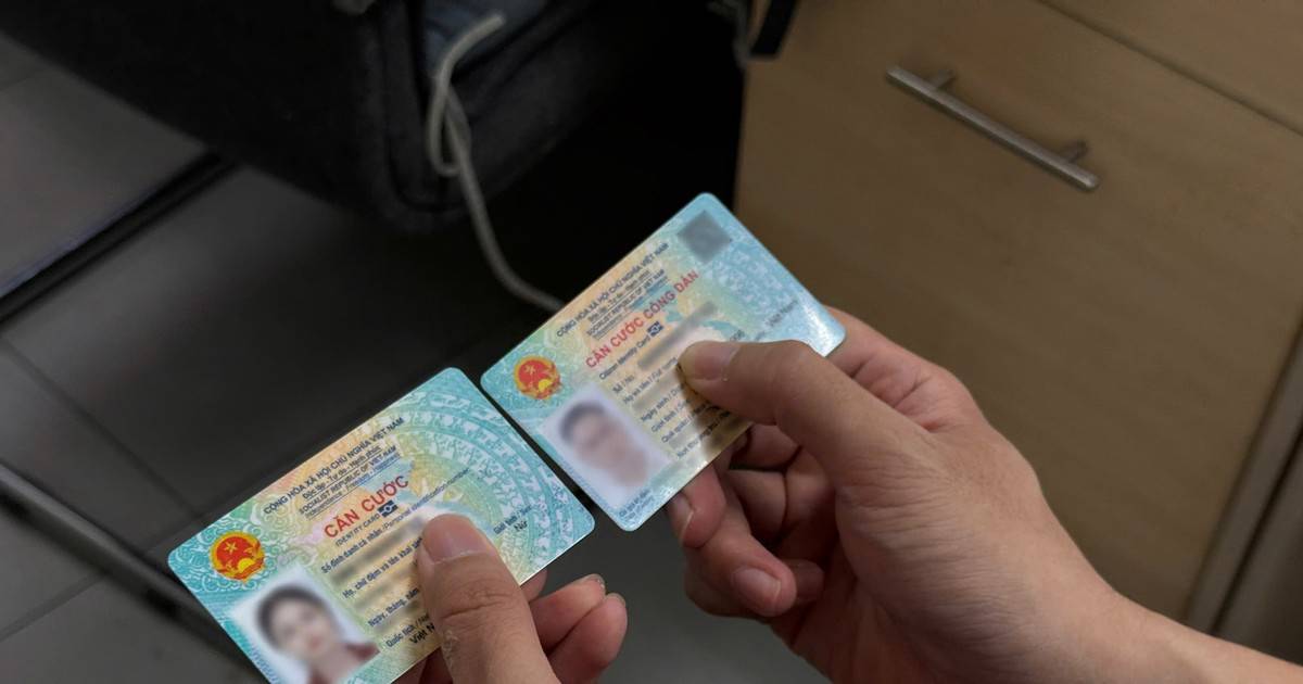 Công dân có 2 quốc tịch muốn đổi CMND sang căn cước phải chuẩn bị những gì?