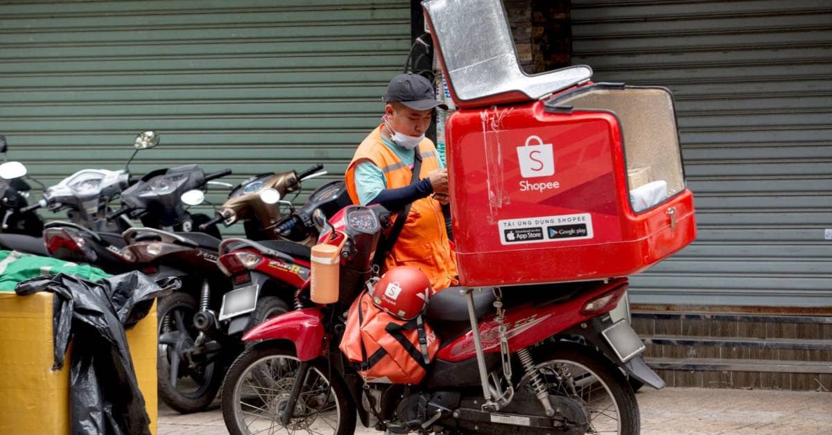 Cơn “nghiện” mua hàng online của người Việt: Hơn 1.100 tỷ đồng giao dịch mỗi ngày trên các sàn thương mại điện tử