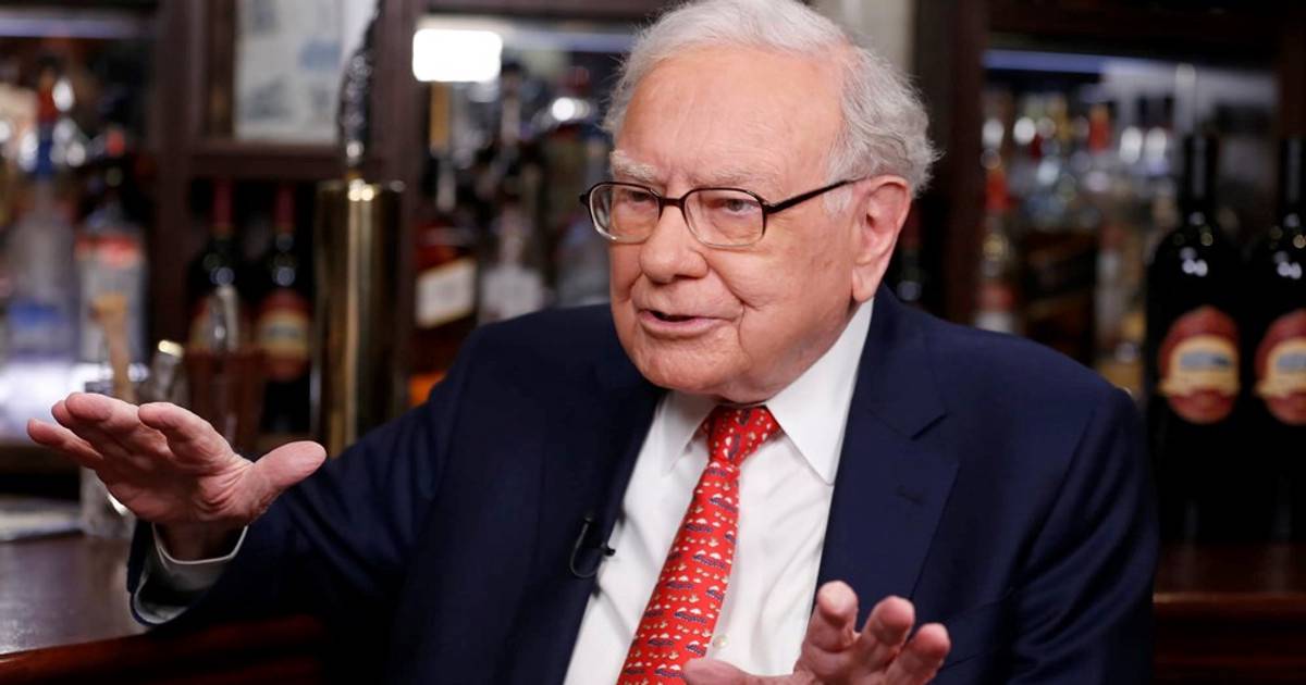 Warren Buffett tập trung đầu tư vào nhà ở, năng lượng và hàng tiêu dùng trước khi nghỉ hưu