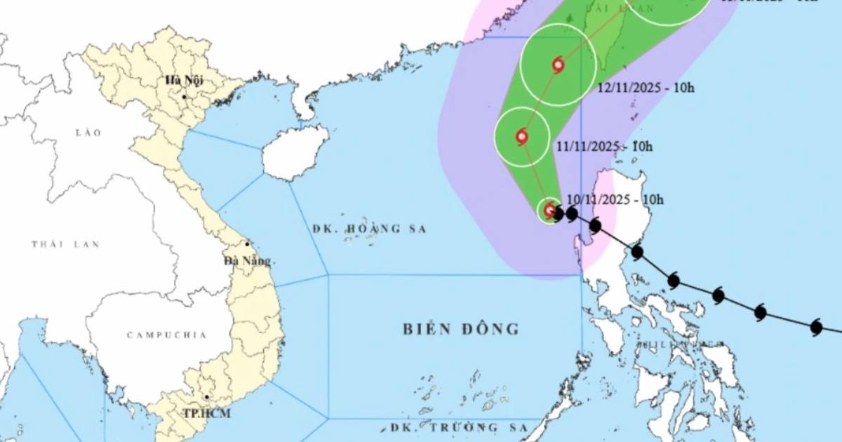 Bão Phượng Hoàng mạnh cấp 13, giật cấp 16: Sóng cao 10m, biển Đông dậy sóng dữ dội