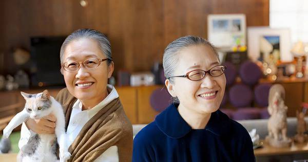 Tuổi 60, nếu bạn vẫn chỉ biết tiết kiệm, có lẽ bạn đang sống sai cách