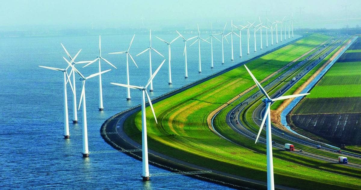 Bộ Công Thương nói gì về việc cắt giảm công suất điện gió?