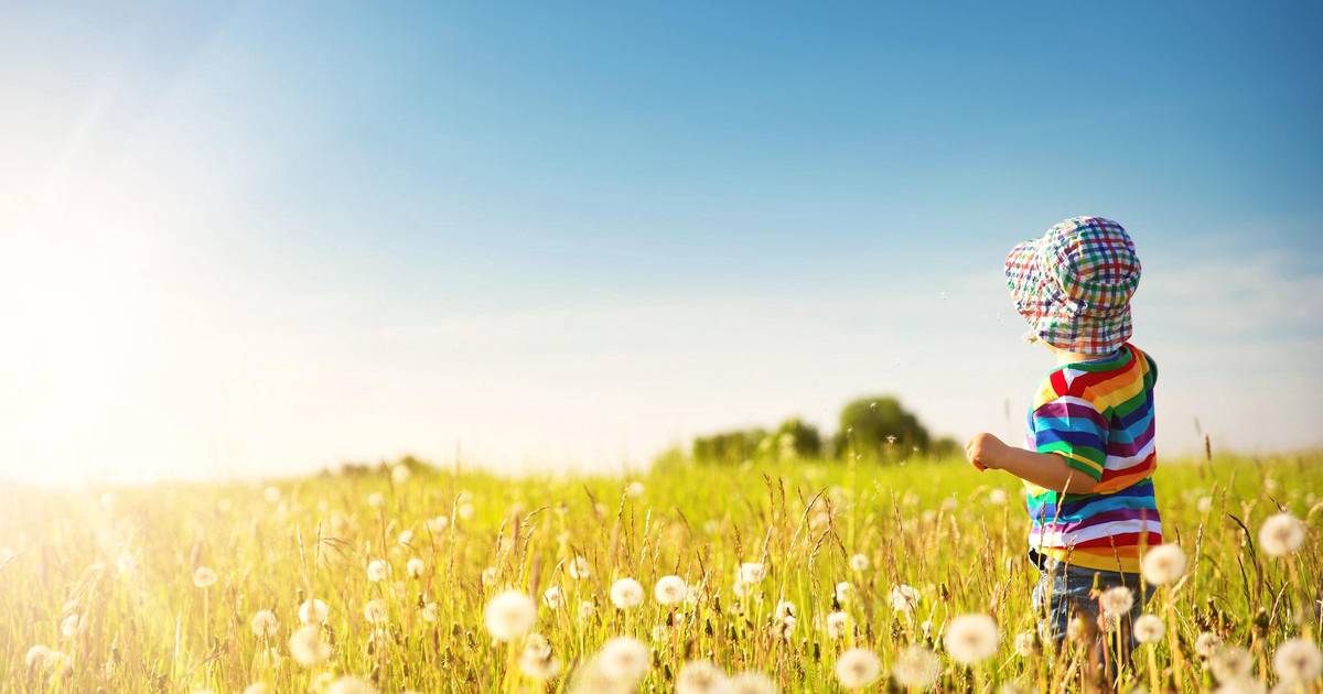 Top 10 mã biến động mạnh nhất tuần: Hàng vừa và nhỏ giao dịch sôi động