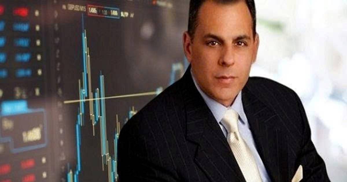 Công thức SEPA giúp 'phù thủy chứng khoán' Mark Minervini xô đổ mọi kỷ lục