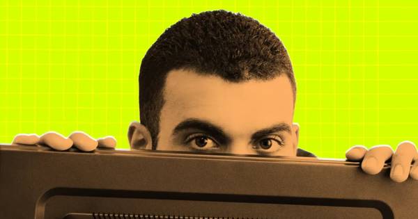 Lộ bê bối startup giả AI để trục lợi: Founder chép tay ghi chú, vẫn thu phí 100 USD/tháng