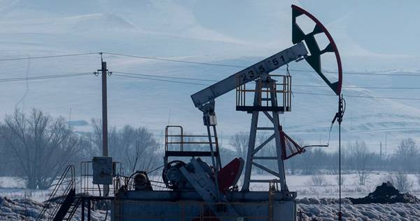 'Cỗ máy in tiền' của Nga bắt đầu rạn nứt: Tập đoàn dầu khí lớn nhất nước dự báo doanh thu giảm 68%