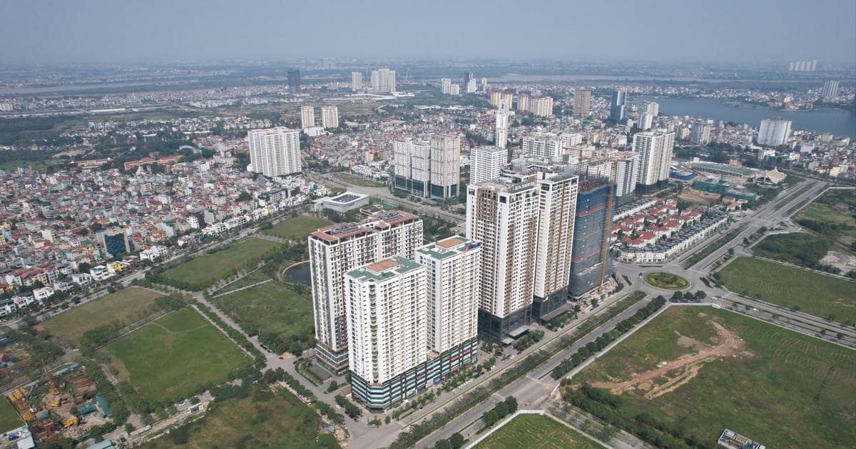 Hàng loạt ngân hàng ồ ạt cho vay bất động sản, chuyên gia cảnh báo gì?