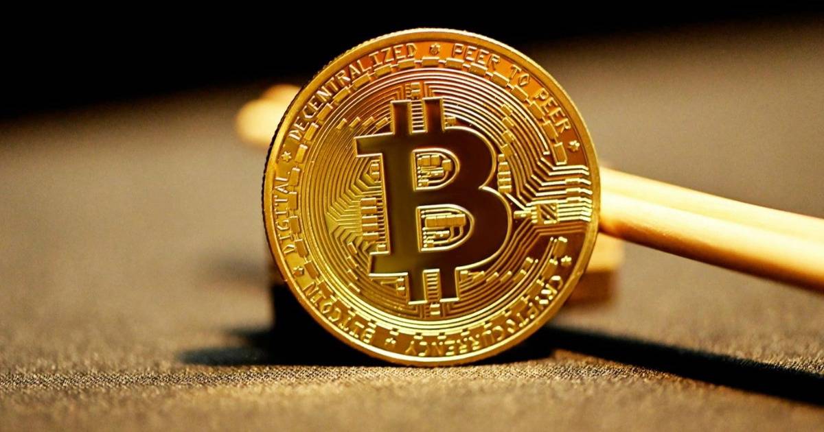 Bitcoin vượt 90.000 USD, "cá voi" thức giấc: Thị trường đã qua cơn bĩ cực?