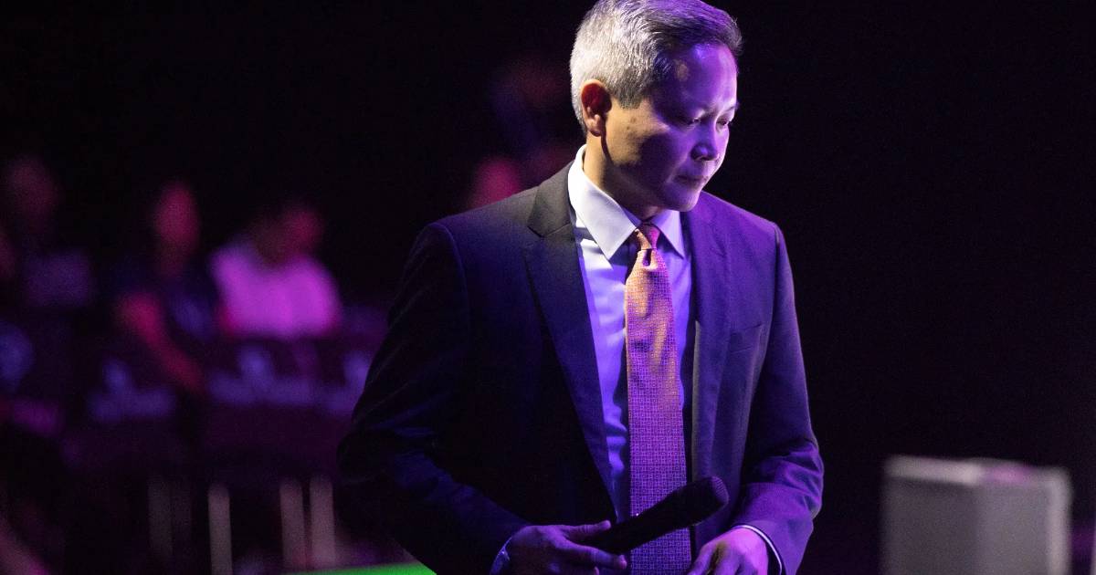 Bitcoin lao dốc mạnh nhất 8 tháng