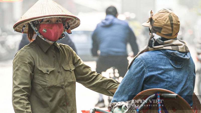 Hà Nội chìm trong “màu tím” ô nhiễm: Bụi mịn dày đặc, chuyên gia cảnh báo nguy hiểm