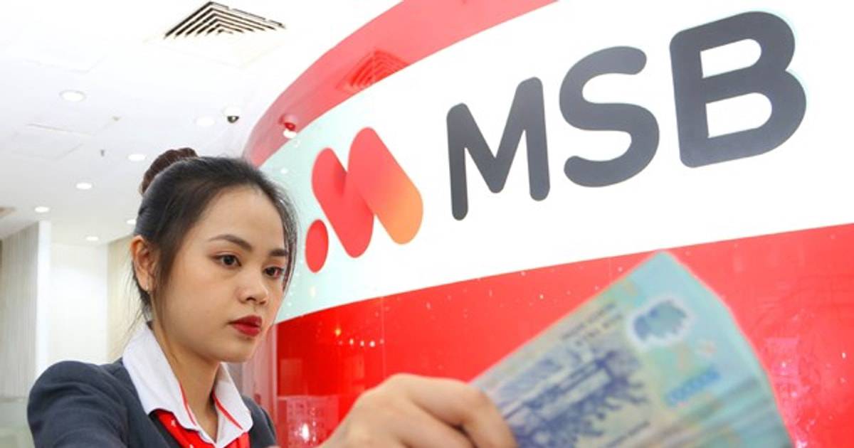 Sóng thoái vốn cuối năm hướng đến câu chuyện mới