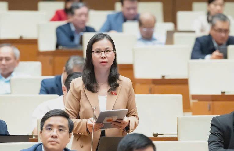 Miễn học phí nhưng phụ huynh vẫn phải 'gồng mình' vì chi phí tăng