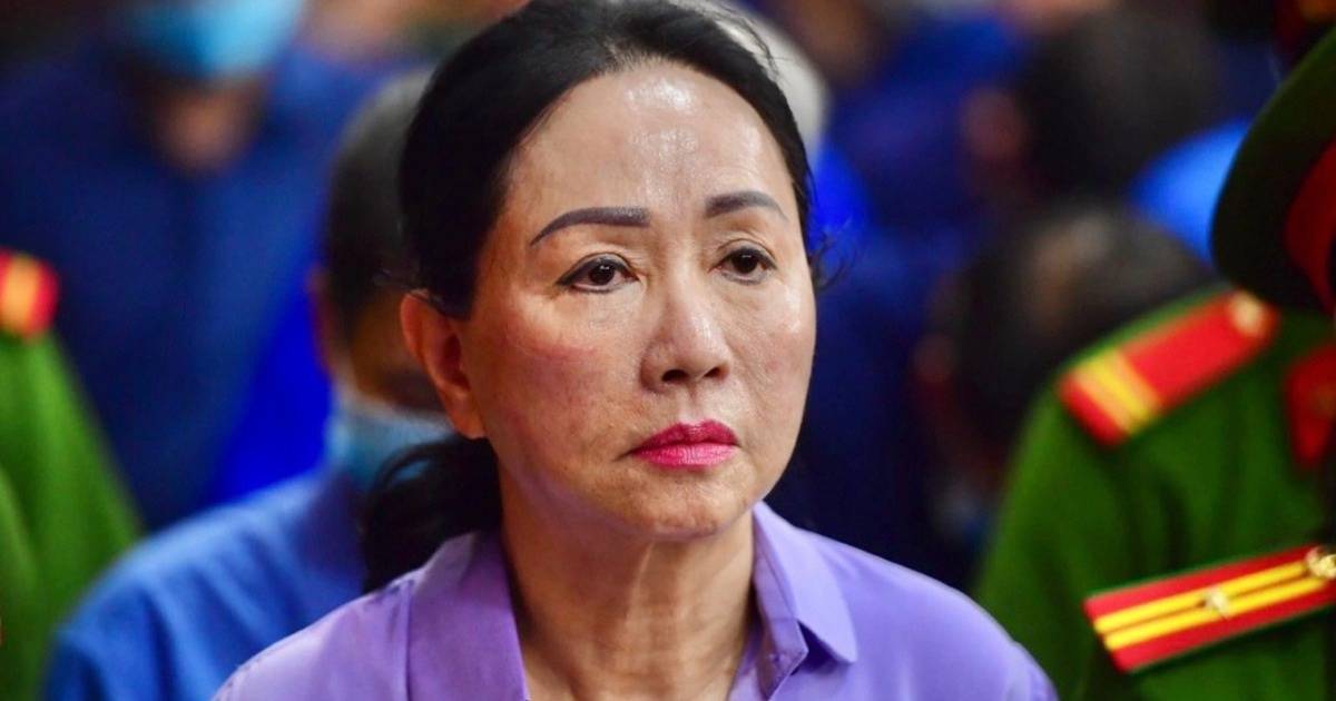 Một nút nhấn 8.800 tỷ đồng gửi vào tài khoản 40.000 bị hại Vạn Thịnh Phát