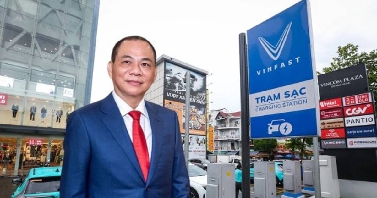 Kiến nghị cho V-Green của tỷ phú Phạm Nhật Vượng lắp trạm sạc tại 39 điểm công cộng ở Hà Nội để các hãng xe điện dùng chung