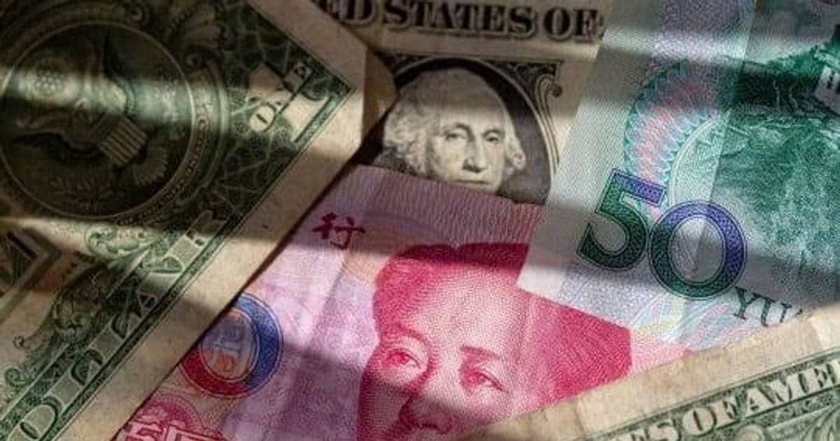 Trung Quốc bán tháo trái phiếu Mỹ, tích trữ vàng liên tiếp 13 tháng: Tín hiệu gì cho đồng USD?