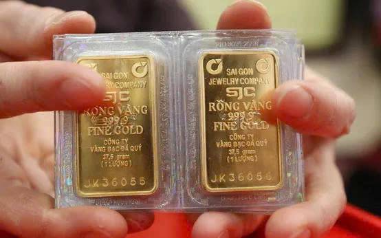 Tại sao kim loại quý không ngừng tăng?