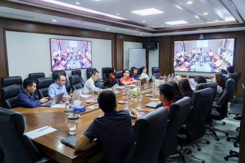 Phiên đối thoại cấp cao với 2 cựu lãnh đạo Alibaba và Netflix