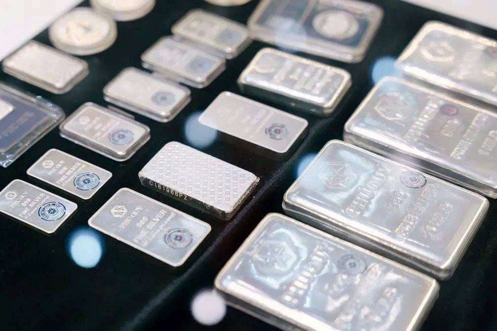 Kim loại quý không thể in thêm – nhưng niềm tin thì đang quay lại