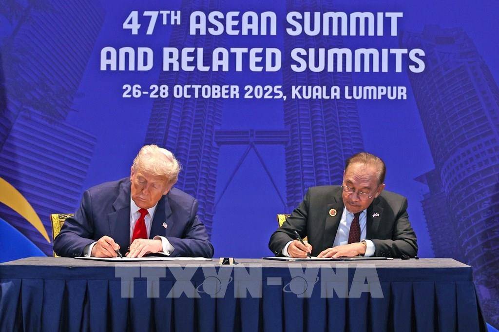 Mỹ ký loạt thỏa thuận thương mại với bốn nước ASEAN: Cơ hội mới cho hàng hóa Việt Nam thâm nhập sâu hơn vào thị trường Hoa Kỳ