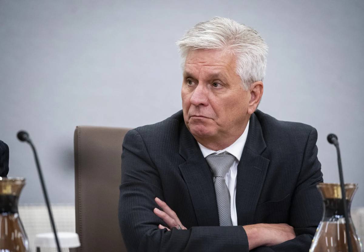 Khi chính trị làm mờ mắt ngân hàng trung ương: Cuộc chiến của Fed giữa sương mù dữ liệu