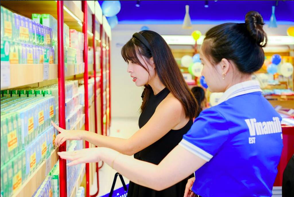 Vinamilk: Tổng doanh thu hợp nhất quý 3 tiến sát cột mốc 17 nghìn tỷ đồng