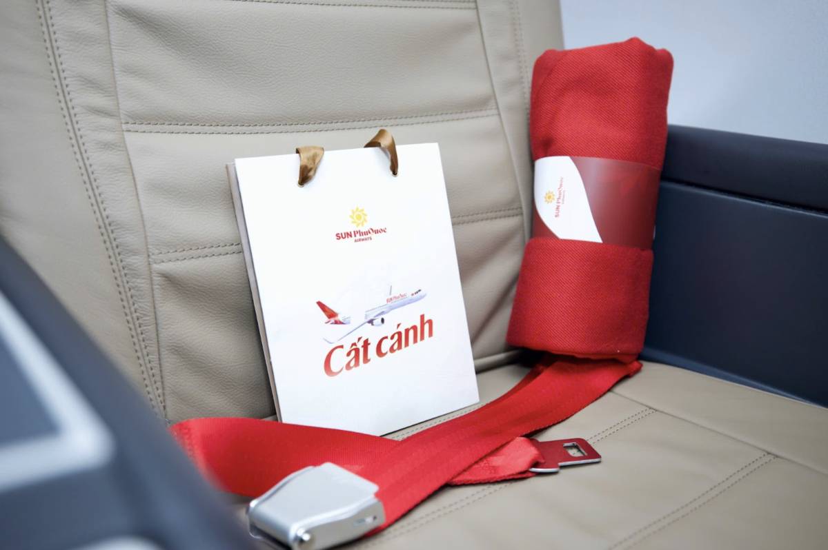 Những hình ảnh chuyến bay đầu tiên của hãng hàng không Sun PhuQuoc Airways