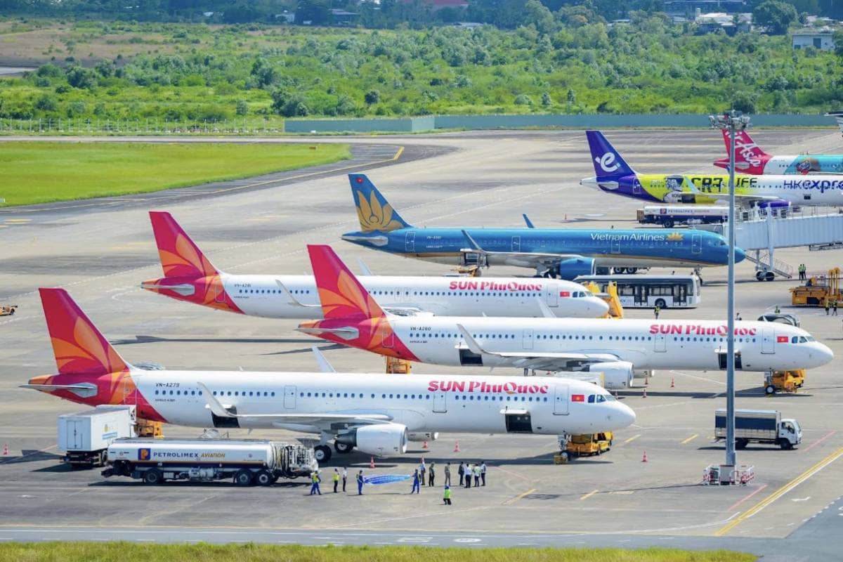 Những hình ảnh chuyến bay đầu tiên của hãng hàng không Sun PhuQuoc Airways