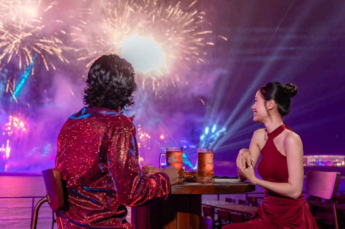 Bản giao hưởng đại dương trở lại đưa Phú Quốc thành hòn đảo duy nhất có 2 show pháo hoa