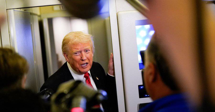 Chính trị Mỹ gây tác động tâm lý mạnh lên giá vàng – bạc