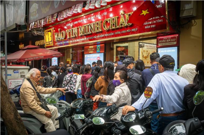 Nếu tiền là huyết mạch của nền kinh tế, thì vàng trong dân đang là ‘mạch máu bị tắc’ - Việt Nam quyết tâm khơi thông dòng chảy này trước khi áp lực tỷ giá và lạm phát tăng mạnh