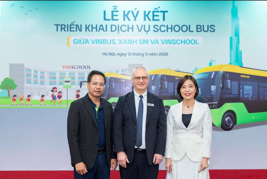 Ra mắt dịch vụ “ Xe điện học đường chuyên biệt” đầu tiên tại Việt Nam