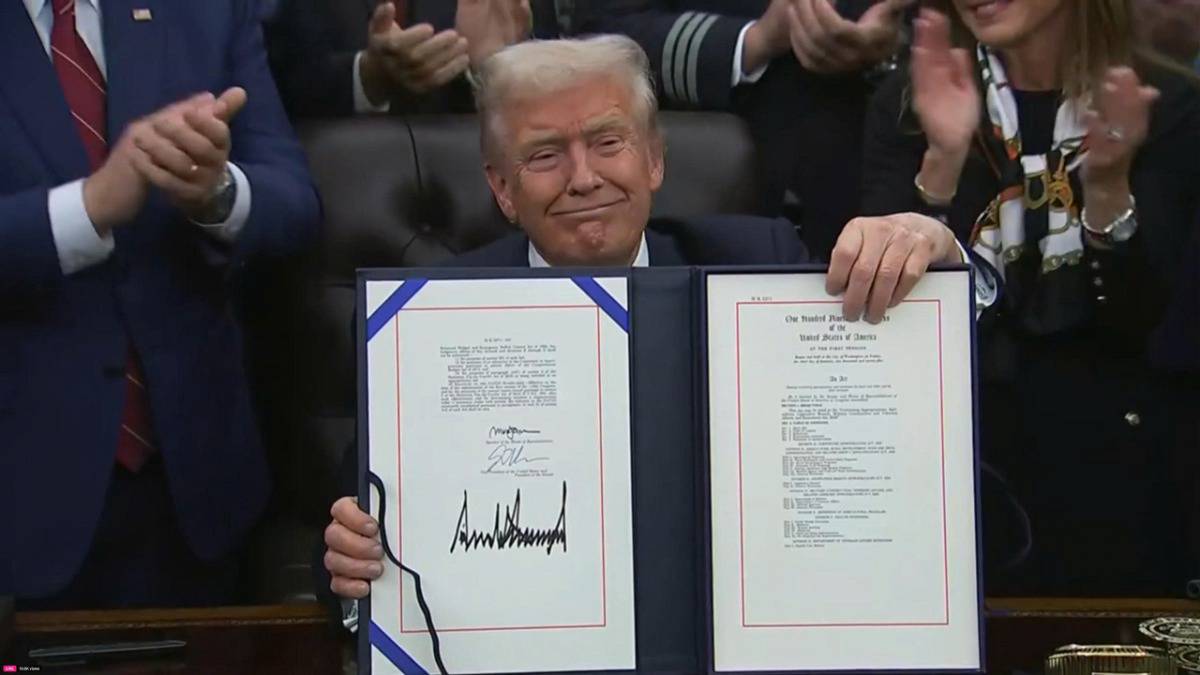 Chính phủ Mỹ mở cửa trở lại sau đợt đóng cửa kỷ lục: Hệ thống hành chính đối mặt thách thức khổng lồ