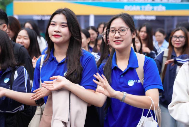 Vietnam Airlines tổ chức thành công Ngày hội việc làm 2025 lần đầu tiên