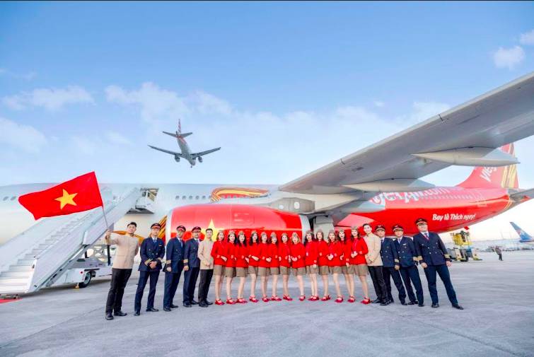 Vietjet, FPT trong top “Nơi làm việc tốt nhất Việt Nam 2025”