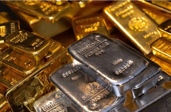 Giá vàng suy yếu sau báo cáo việc làm Mỹ: Đồng USD mạnh lên, áp lực lan rộng sang nhóm kim loại quý