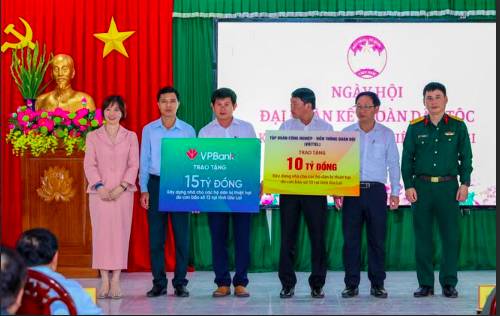 VPBank hỗ trợ 1.000 tỷ đồng lãi suất cho khách hàng tại 15 địa phương gặp thiên tai