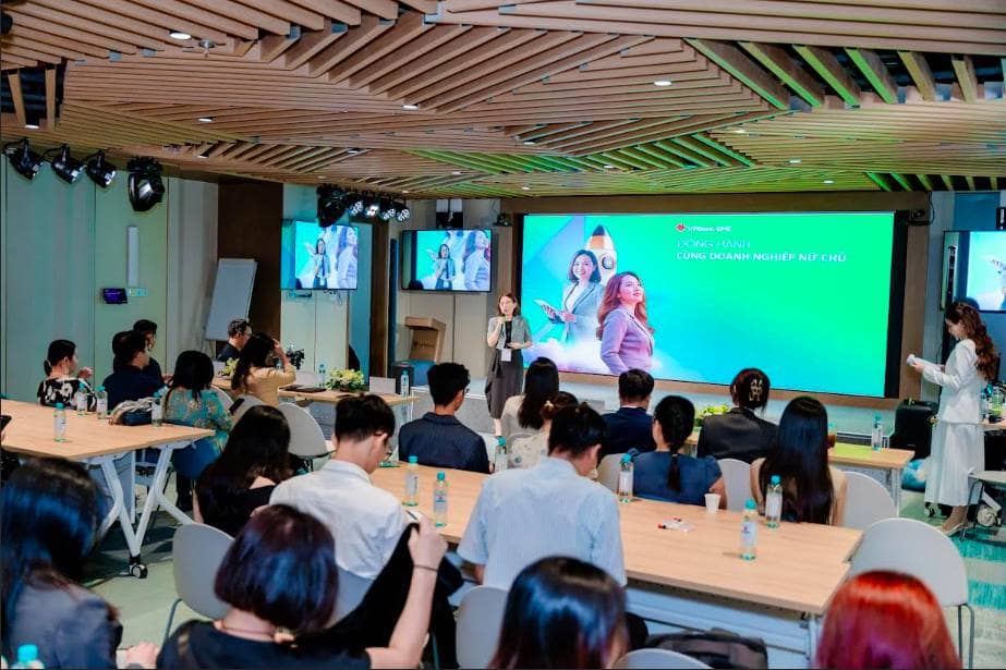Nâng tầm trải nghiệm khách hàng để thúc đẩy DN nữ chủ tăng trưởng bền vững