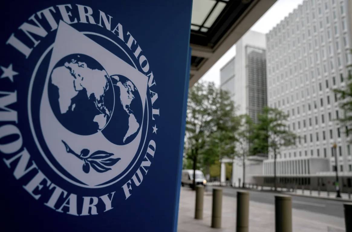 IMF nhận thấy thuế quan sẽ ảnh hưởng đến tăng trưởng của Ấn Độ trong khi Delhi hướng tới thỏa thuận