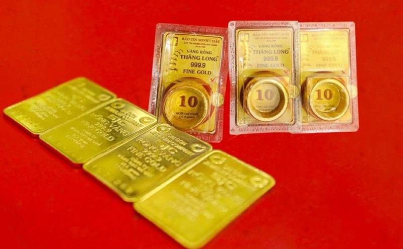 Vàng miếng – vàng nhẫn tạm “hạ nhiệt” sau chuỗi tăng mạnh: Chênh lệch giá gây sốc, người mua chịu thiệt nặng