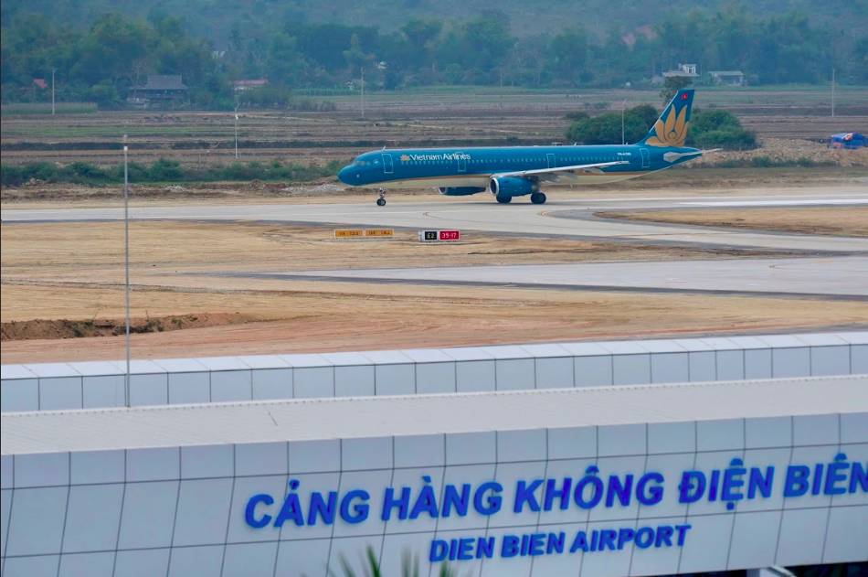 Vietnam Airlines chính thức mở đường bay thẳng TP.HCM - Điện Biên