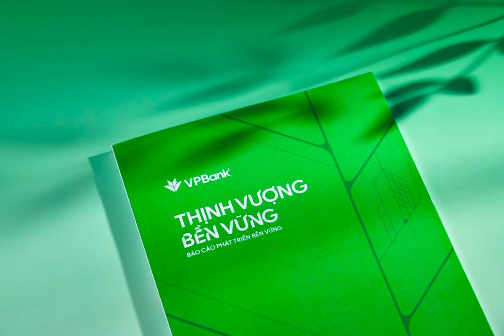VPBank là ngân hàng duy nhất nhận hai giải thưởng tại VLCA 2025